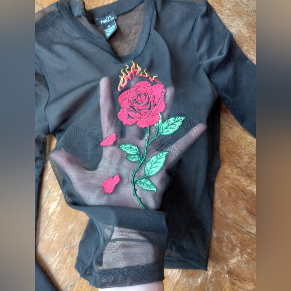 πGoth Sheer Mesh Long Sleeve Crop Top!!!! - Picture 4 of 10